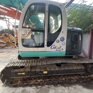 Excavadora Usada KOBELCO SK135, Excavadora Hidráulica de Orugas de 13.5 Toneladas, Maquinaria de Construcción - Product Image 2