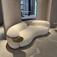 Canapé Courbé Blanc Style Nordique Wabi Sabi, Mobilier de Luxe pour Salon, Extensible, Capitonnage et Fonction Inclinable, Idéal Appartement, Hôtel, Villa