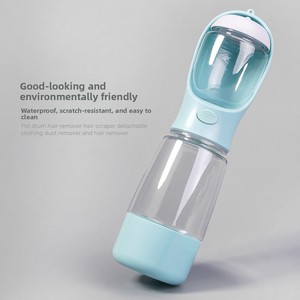 Gourde de voyage pour animaux de compagnie et bouteille d'eau portable pour promenades – Fontaine à boire pour chat en élastomère thermoplastique - Product Image 1