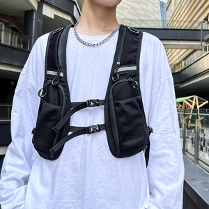 เสื้อกั๊กวิ่งมาราธอนแบบยูนิเซ็กซ์ สีดำ กระเป๋าเป้สะพายหลังสำหรับปั่นจักรยาน วิ่งจ๊อกกิ้ง ทำจากวัสดุ PU PVC ผ้าแคนวาส พกพาสะดวก กระเป๋าเป้ใส่น้ำสำหรับเล่นสกี เสื้อกั๊กวิ่งเทรล - Product Image 1