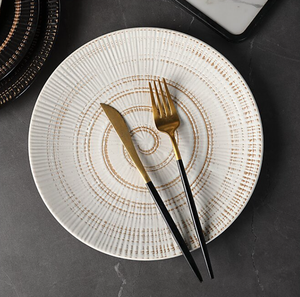 Plato de Cerámica Moderno Hecho a Medida, con Rayas Japonesas, Diseño Creativo en Relieve, Pintado a Mano, Ecológico, Apto para Lavavajillas y Microondas - Product Image 6