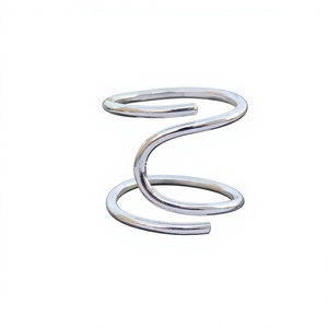 Anillo Minimalista Geométrico de Plata 925, Bañado en Rodio, Banda Lisa, Unisex, para Uso Diario - Product Image 3
