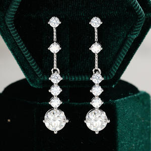 ต่างหูระย้าทรงยาวประดับมอสซาไนต์ ชุบทอง 18K เงินแท้ 925 ดีไซน์เก๋ ทันสมัย เหมาะสำหรับผู้หญิงในงานแต่งงาน - Product Image 3