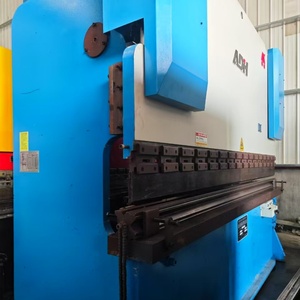 Prensa Plegadora Hidráulica CNC de 63-300 Toneladas, 1.5m, 3200mm, 4m, 10 Pies, Máquina Automática para Doblar Láminas Metálicas, Plegadora de Barras, Tubos y Tuberías de Acero - Product Image 5