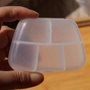 Transparent Plastic Pillbox 5 Compartment Portable Travel Medicine Box Covered With Compartments - Product Image 3