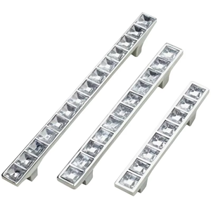 <span class=keywords><strong>T</strong></span> loại sang trọng Chrome màu vàng kim cương Studded đồ nội thấ<span class=keywords><strong>t</strong></span> gỗ cửa <span class=keywords><strong>t</strong></span>ủ pha lê xử lý - Product Image 1