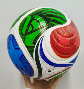 Balón de Fútbol de Alta Visibilidad Cosido a Máquina con Unión Térmica, Material de PVC y PU, Tamaño 5, Ecológico, Logotipo Personalizado, Resistente al Desgaste - Product Image 3