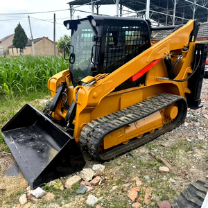 รถตักล้อยางมือสอง แคทเตอร์พิลลาร์ CAT 299D3 รุ่นเล็ก ใช้เครื่องยนต์ดีเซล พร้อมบุ้งกี๋หน้า สำหรับงานก่อสร้าง - Product Image 1