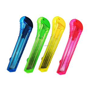 Hot Selling 18mm Transparent <strong>Utility</strong> Cutter Knife Plastic Colorful Handheld Stainless Steel <strong>Blade</strong> OEM for Office School Home Use - Product Image 6