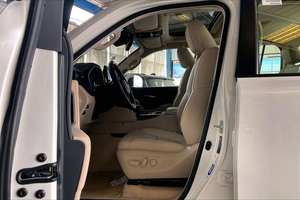 Voitures d'occasion entièrement équipées, Toyota Land Cruiser GXR <span class=keywords><strong>SUV</strong></span> <span class=keywords><strong>2022</strong></span>, prêtes à être expédiées - Product Image 6