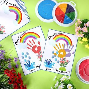 Kit de manualidades con huellas de manos para niños, tarjetas de felicitación de papel para actividades de primavera y Pascua con almohadillas de tinta y diseño de arcoíris - Product Image 1