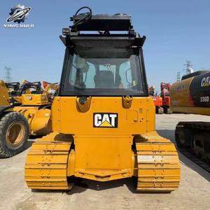 Bulldozer sur chenilles Caterpillar D5K d'occasion, 9 tonnes, capacité de la benne de 2 m³, marque japonaise d'origine, bulldozer moyen, faible nombre d'heures, bon état - Product Image 6