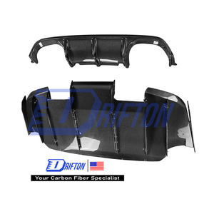 Nuevo Combo de Parachoques Inferior de Fibra de Carbono para M3 M4 F80 F82 F83, Estilo VAR, Mejora de Carrocería, Instalación con Pernos - Product Image 1