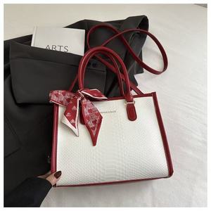 Borsa Tote Retrò Tinta Unita da Donna Casual Grande Capacità Portatile <span class=keywords><strong>con</strong></span> Chiusura a Cerniera Decorazione a Nastro e Tracolla - Product Image 1