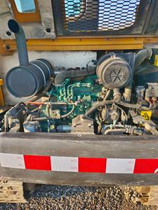 90% Nueva condición Volvo EC55 Excavadora de ruedas 5,5 Ton 0.2m3 Cubo Original Bomba de motor usada Motor Engranaje Caja de cambios Cojinete PLC - Product Image 5