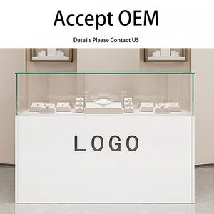 Vetrina Espositiva di Lusso in Vetro per Gioielli Personalizzabile con Mobile in Legno OEM Arredamento per Negozi Direttamente dalla Fabbrica - Product Image 4