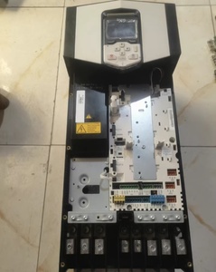 อินเวอร์เตอร์ติดผนังสำหรับอุตสาหกรรม ACS880-01-034A-5 รุ่นขับเคลื่อนเดี่ยว  ตัวแปลงความถี่ ACS880-01-034A-5 สำหรับอุตสาหกรรมแบบติดผนัง - Product Image 3