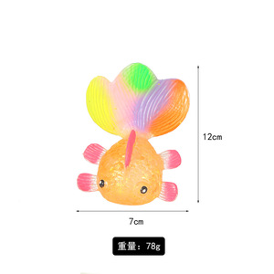 Giocattolo Squishy Antistress a Forma di Pesce Rosso con Polvere Dorata e Coda Colorata, un Giocattolo Originale e Unico - Product Image 5