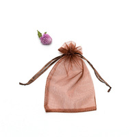 Sachets Cadeaux en Organza à Cordon Taille Personnalisée, Pochettes à Bijoux Colorées en Organza Recyclable, Couleur Grise ou Personnalisable