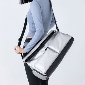 Sac de voyage unisexe tout-en-un en PU avec fermeture éclair, imperméable, grande capacité, compartiment sec/humide, idéal pour la gym, les affaires et l'entraînement - Product Image 1