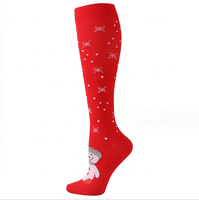 TZ vente en gros chaussettes de Compression d'été 20-30 MMgh motif de Noël gradué infirmière de Noël impression de dessin animé pour la course à pied sport tricoté