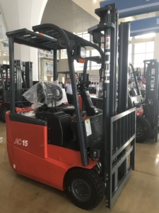 Montacargas Eléctrico <span class=keywords><strong>HELI</strong></span> de 2 Toneladas, Modelo CPD20SQ, Tracción en Tres Ruedas, Montacargas de Tres Puntos de Apoyo en Venta - Product Image 4