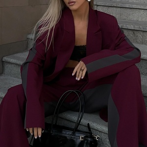 Conjunto de 2 piezas de estilo personalizado del fabricante: Traje de oficina para mujer con blazer de solapa y pantalón de pierna ancha de tela a la moda - Product Image 2