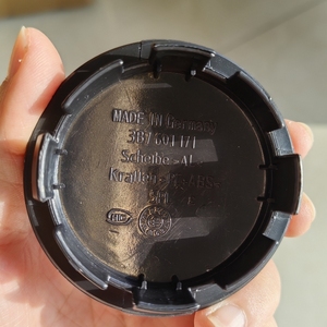 56mm <span class=keywords><strong>65mm</strong></span> 66mm 70mm 76mm tapas de centro de rueda pegatina de cubierta de cubo de rueda de coche para <span class=keywords><strong>VW</strong></span> - Product Image 4