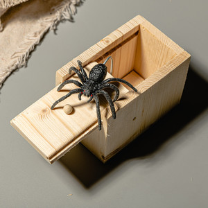 Caja original de broma de <span class=keywords><strong>araña</strong></span>, juguetes sorpresa de madera de Navidad divertidos, Caja de Regalos, regalos de mordaza, kit de bromas de broma práctica - Product Image 3