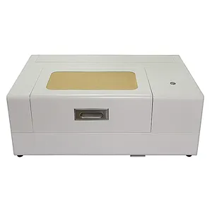 Co2 Lasergraveersnijmachine 30W Mini Lasergravure Graveur 200*150Mm Werkgebied Met Honingraatplaat Voor Houtleer