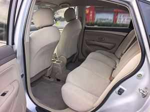 Auto Usado <span class=keywords><strong>Nissan</strong></span> Sylphy Classic XE CVT Comfort 2018, 1.6L, Cuatro Puertas, Cinco Asientos, Gasolina, Sedán Familiar, Volante a la Izquierda, en Venta - Product Image 4