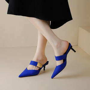 <span class=keywords><strong>Sandali</strong></span> da donna con fibbia dorata decorazione muli femmes distintivo tacco basso scarpe in <span class=keywords><strong>pelle</strong></span> di mucca <span class=keywords><strong>blu</strong></span> <span class=keywords><strong>sandali</strong></span> da donna a punta - Product Image 2