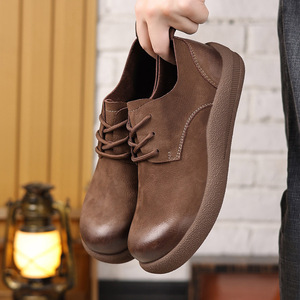 Zapatos informales de trabajo retro para hombre, calzado informal de cuero genuino con suela suave y cómoda, calzado de punta redonda para otoño e invierno - Product Image 4