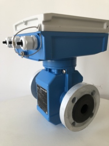Débitmètre Endress Hauser Proline Promag W 400 E H 5W4C hautement fiable et précis pour l'eau et les eaux usées - Product Image 3