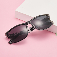 Lunettes de soleil carrées à grand pont, style tendance 2021, pour femmes et hommes, noir, rose, argent, logo personnalisé, monture en métal, gris, temps, âge