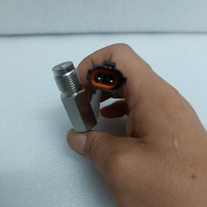 <span class=keywords><strong>Sensor</strong></span> de <span class=keywords><strong>velocidad</strong></span> para excavadora Hyundai 94340-72412, compatible con Hyundai 225-7 Mitsubishi - Product Image 4