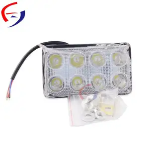 Parti del motore dell'escavatore 24v Super luminoso in alluminio diffuso camion retromarcia Led quadrato 8 perline universali