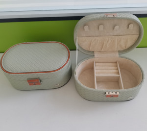 jewellery lock mirror box travelling <b>jewelry</b> <b>storage</b> case <b>jewelry</b> box leather portability makeup box - Product Image 3