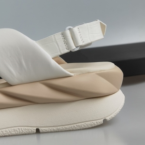 Sandalias de Mujer con Plantilla de Piel de Cordero 100% Cuero Vacuno, Suela Gruesa, Sandalias Deportivas Elásticas de Látex, Personalizables con Logotipo - Product Image 4