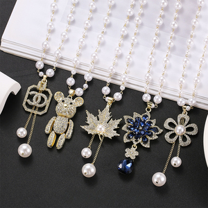 Fabricante al por mayor collar femenino <span class=keywords><strong>de</strong></span> alta gama versátil suéter <span class=keywords><strong>de</strong></span> <span class=keywords><strong>perlas</strong></span> largas simples con accesorio <span class=keywords><strong>de</strong></span> cadena <span class=keywords><strong>de</strong></span> eslabones <span class=keywords><strong>de</strong></span> aleación - Product Image 1