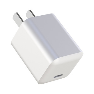 Caricabatterie per Cellulare con Porta Type-C PD20W, Ricarica Rapida, Materiale Ignifugo, Protezione OTP, Uscita 5V/3A - Product Image 6