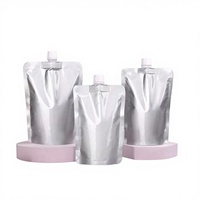 Pochettes souples personnalisées en aluminium imprimées par gravure avec bec verseur pour jus et lait – Réutilisables, transparentes, avec buse de distribution