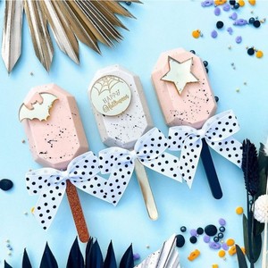 ของตกแต่งคัพเค้กฮาโลวีนรูปน้ำผึ้งและของหวาน อะคริลิคตกแต่งหน้าเค้ก อุปกรณ์ประกอบงานปาร์ตี้สำหรับฮาโลวีน - Product Image 3