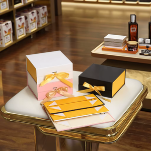 Estuche de Regalo de Lujo de Alta Gama para Clientes VIP |   Carpetas Magnéticas Rígidas Reutilizables y Sostenibles para Marca - Product Image 4