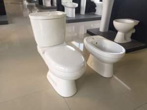 Oferta: Juego Sanitario de Dos Piezas con Sifón en P, Inodoro de Dos Piezas con Descarga por Arrastre en Sri Lanka, Cerámica, Montaje en el Suelo - Product Image 3