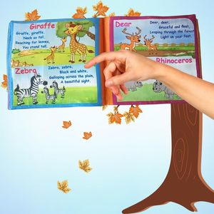 Libro de Tela de Animales Salvajes para Niños |   Libro de aprendizaje sobre animales de la selva y el safari |   Actividad de identificación y reconocimiento de animales - Product Image 3