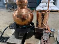 Alambic artisanal en cuivre pur DYE 10L pour brandy de fruits et whisky - Équipement de distillation en petite série pour ferme et verger