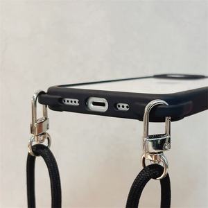 Étui de téléphone avec trou pour cordon à quatre coins pour <span class=keywords><strong>iPhone</strong></span> 16 13 14 15 Pro 12 11 Pro Max, <span class=keywords><strong>coque</strong></span> rigide en PC avec boucles de chaîne inférieure - Product Image 5