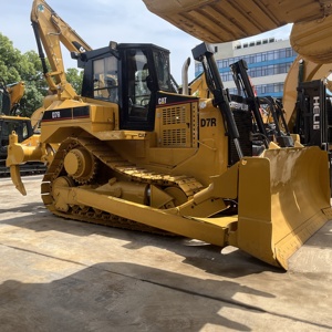 Topadora CAT D7R con accesorio de cucharón de excavación, peso operativo de 80 toneladas - Product Image 5