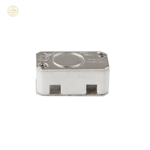 Giá thấp bán buôn <span class=keywords><strong>250V</strong></span> <span class=keywords><strong>10A</strong></span> nhiệt lưỡng kim nhiệt độ chuyển đổi - Product Image 4